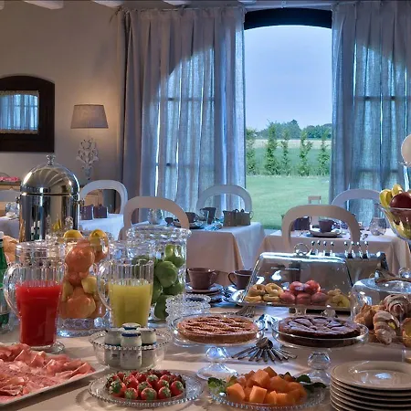 Летний дом Relais Giulia Местрино