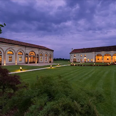 Летний дом Relais Giulia